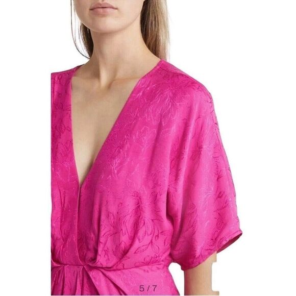 BTFL-LIFE Fuchsia Pink Candra Floral Jacquard Dolman Sleeve Mini Dress XS NWT - Picture 3 of 4